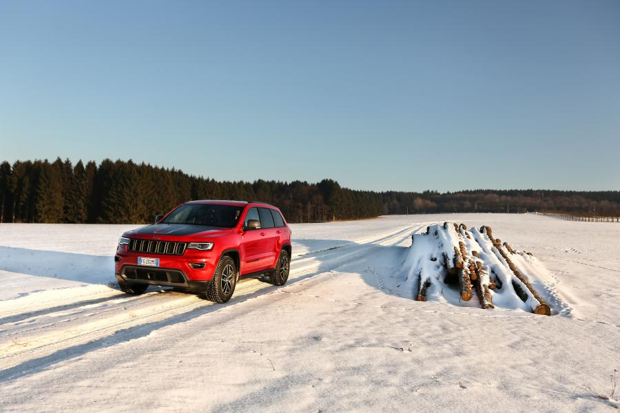  Jeep Grand Cherokee Trailhawk 2016 года  (WW) (фото 14 из 40)